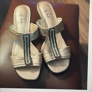 Life Stride Beaded Wedge Sandals Solaris 2 9M